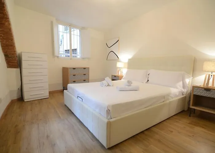 Keys Of Italy - Sprone 15 - 2 Bedroom Family By Ponte Vecchio Apartment