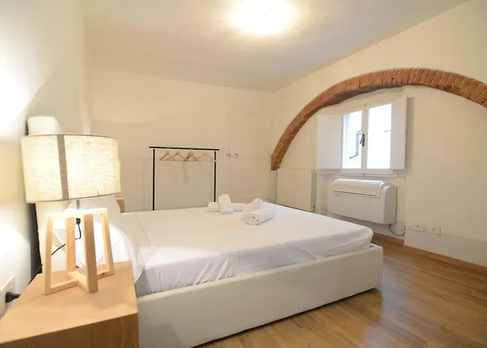 Keys Of Italy - Sprone 15 - 2 Bedroom Family By Ponte Vecchio *